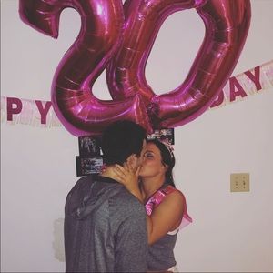 Meet your Posher, Lacy